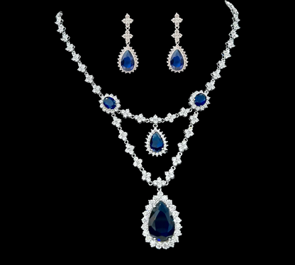 Aurora Necklace Set