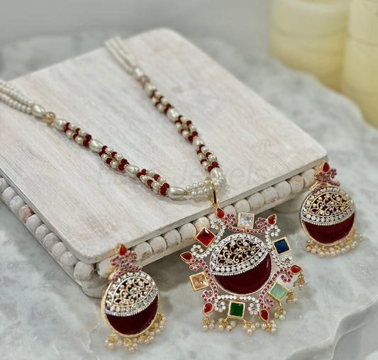 Aaima Mala Set Red